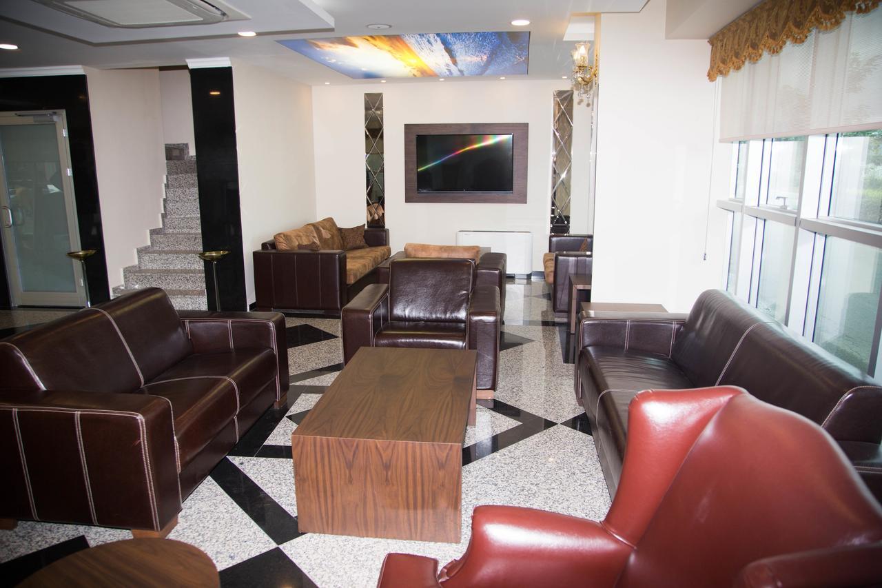 Nana Hotel 霍帕 外观 照片